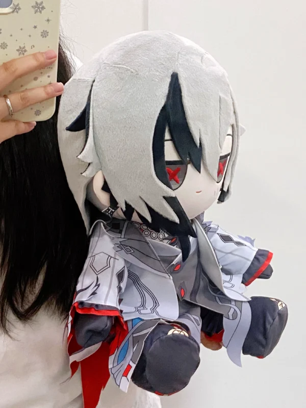 Genshin Arlecchino Plushie 40cm 15.7 Inches Cute Chibi Genshin Plushie (ᓀ‸ᓂ) Face